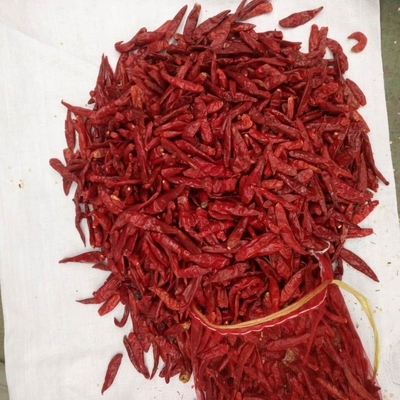 Handgewählte getrocknete rote Chilis 100g in bequemer Verpackung