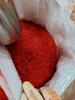 Premium 1000 Grams Chilli Pepper Powder with 60-80 Mesh Fineness and No Known Allergens for Culinary Excellence